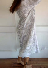 Carregar imagem no visualizador da galeria, Vestido feminino solto de lapela estampado de algodão e linho
