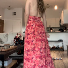 Carregar imagem no visualizador da galeria, Vestido maxi floral sexy sem costas
